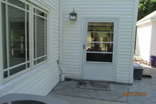 11 Travis Dr, Newton, MA 02467 - Photo 3