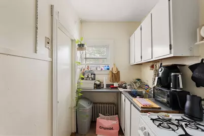 185-187 Lowell Street, Somerville, MA 02144 - Photo 11