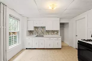 185-187 Lowell St, Somerville, MA 02144 - Photo 21