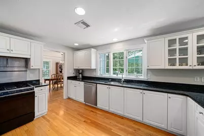85 York St, Canton, MA 02021 - Photo 5