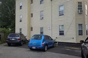 109 Grover St, Springfield, MA 01104 - Photo 5