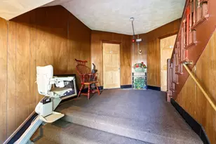 109 Grover St, Springfield, MA 01104 - Photo 9