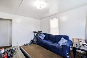 109 Grover St, Springfield, MA 01104 - Photo 15