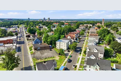109 Grover St, Springfield, MA 01104 - Photo 5