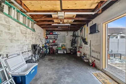 109 Stephen St, Dartmouth, MA 02748 - Photo 35