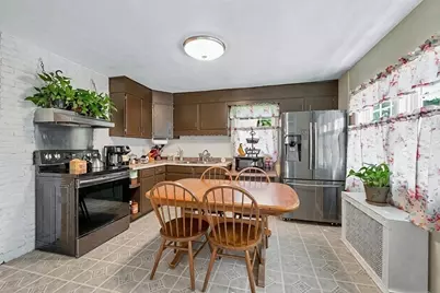231 Bouchard Ave, Dracut, MA 01826 - Photo 11