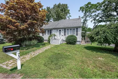 231 Bouchard Ave, Dracut, MA 01826 - Photo 3