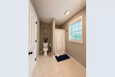 24 Beach St, Milford, MA 01757 - Photo 9