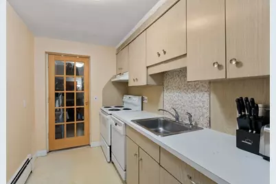 14 Commonwealth Court #11, Boston, MA 02135 - Photo 7