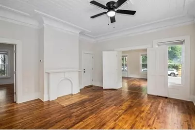 35 Oak Ave #1, Worcester, MA 01605 - Photo 9