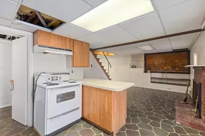 8 Luzitania Ave, Gloucester, MA 01930 - Photo 21