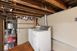 8 Luzitania Ave, Gloucester, MA 01930 - Photo 25