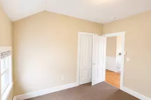 53 Oxford St, Fall River, MA 02721 - Photo 13