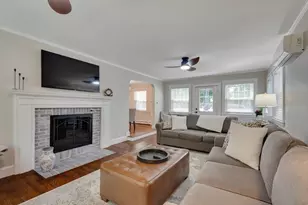70 Berwick Pl, Norwood, MA 02062 - Photo 7