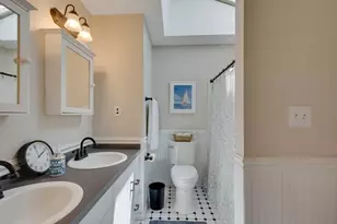 70 Berwick Pl, Norwood, MA 02062 - Photo 29