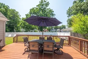 70 Berwick Pl, Norwood, MA 02062 - Photo 33