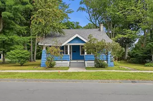 44 Woodmont St, West Springfield, MA 01089 - Photo 1