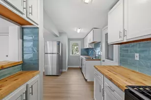 30 Hooper Rd, Dedham, MA 02026 - Photo 3
