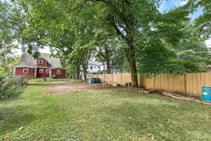 198-200 Concord St, Newton, MA 02462 - Photo 17
