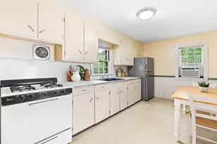 198-200 Concord St, Newton, MA 02462 - Photo 13
