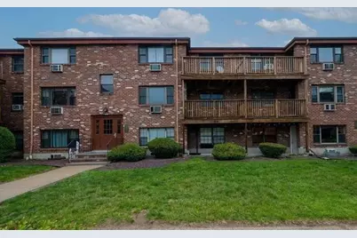 14 B Mayberry Dr #8, Westborough, MA 01581 - Photo 1