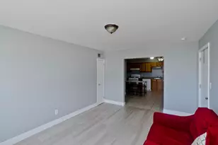 239 Glasgow St, Fall River, MA 02721 - Photo 11