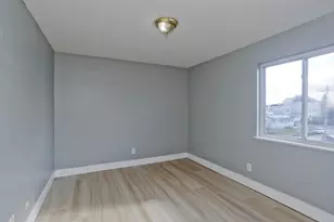 239 Glasgow St, Fall River, MA 02721 - Photo 17