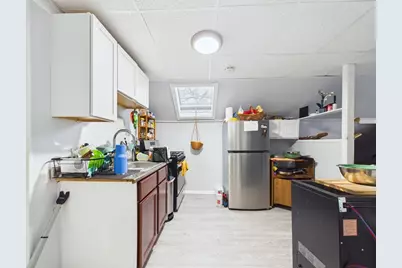 826 County St, New Bedford, MA 02740 - Photo 5