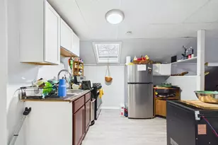 826 County St, New Bedford, MA 02740 - Photo 5