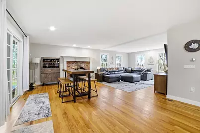 8 Alstead, Millbury, MA 01527 - Photo 5