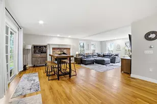 8 Alstead, Millbury, MA 01527 - Photo 5
