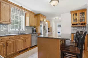 147 Roosevelt St, Fitchburg, MA 01420 - Photo 7