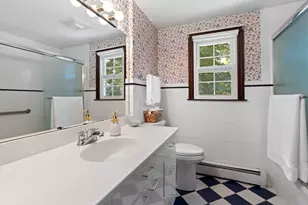 28 Pine St, South Hadley, MA 01075 - Photo 15