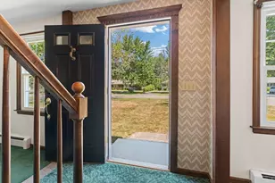 28 Pine St, South Hadley, MA 01075 - Photo 9