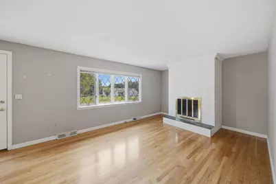 159 Mountainview Rd, East Longmeadow, MA 01020 - Photo 5