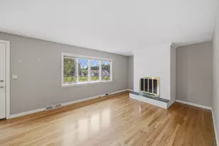 159 Mountainview Rd, East Longmeadow, MA 01028 - Photo 5