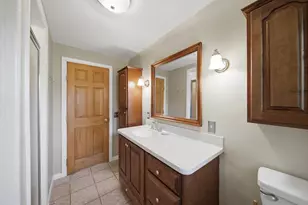 159 Mountainview Rd, East Longmeadow, MA 01028 - Photo 23