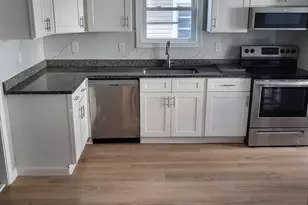 529 Warren Ave, Fall River, MA 02721 - Photo 15