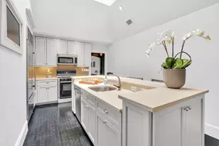 60 Commonwealth Ave, Boston, MA 02116 - Photo 5