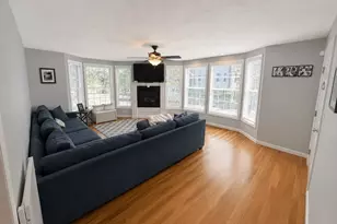571 Freeport St, Boston, MA 02122 - Photo 3
