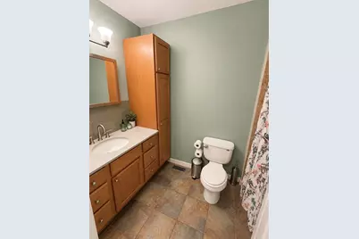 571 Freeport St #2, Boston, MA 02122 - Photo 7