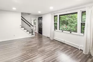 9 Colonial Rd, Sutton, MA 01590 - Photo 3