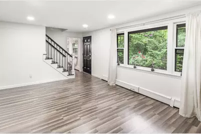 9 Colonial Rd, Sutton, MA 01590 - Photo 3