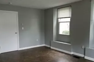17 Ballard St, Saugus, MA 01906 - Photo 5