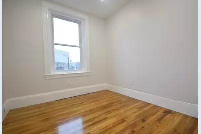 31 Harvard St. #2, Brookline, MA 02445 - Photo 11