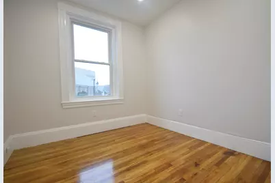 31 Harvard St. #2, Brookline, MA 02445 - Photo 11