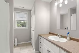 413 Huttleston Ave, Fairhaven, MA 02719 - Photo 21