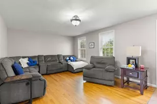 413 Huttleston Ave, Fairhaven, MA 02719 - Photo 7