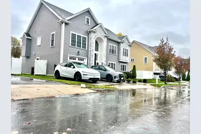 259 Oakwood Ave, Revere, MA 02151 - Photo 3