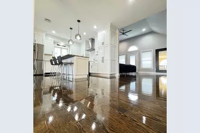 259 Oakwood Ave, Revere, MA 02151 - Photo 11